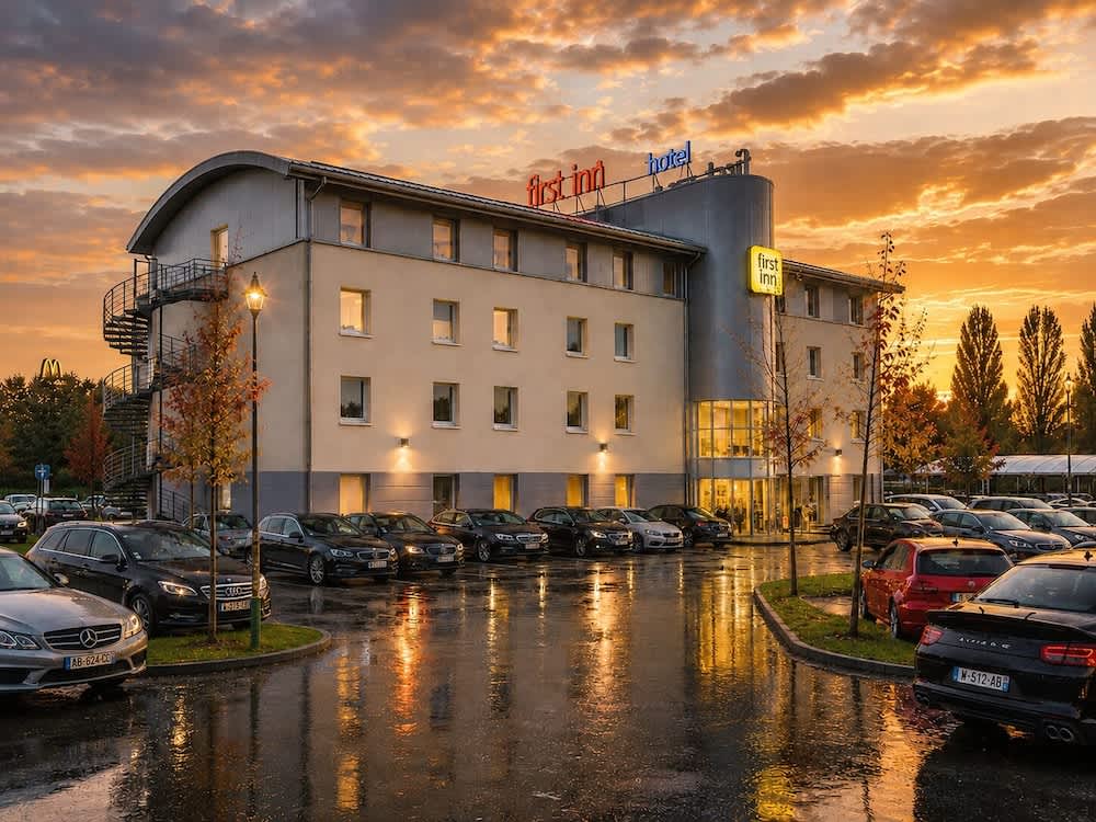 First Inn Hotel Paris Sud Les Ulis 1