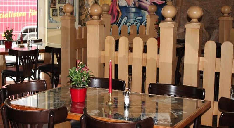 Filmhotel Lili Marleen Potsdam 2