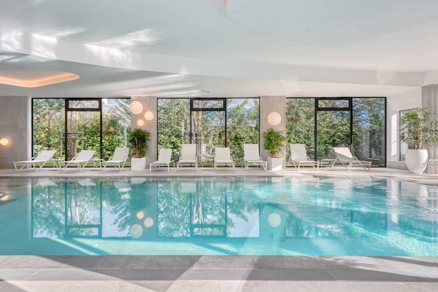 GOLDEN TULIP LYON OUEST TECHLID Hotel & Spa 2