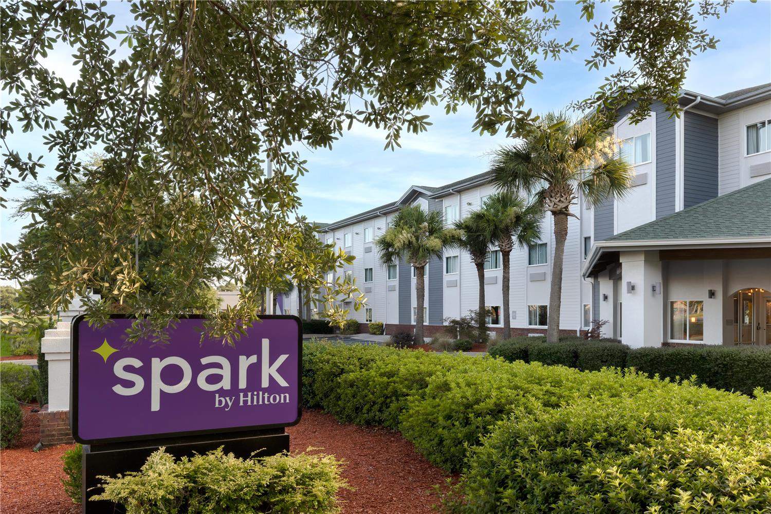 Spark By Hilton Wilmington Carolina Beach Rd 2