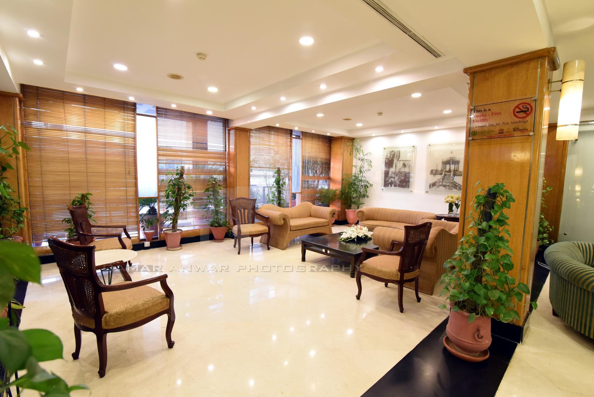Hotel Crown Plaza Islamabad 2