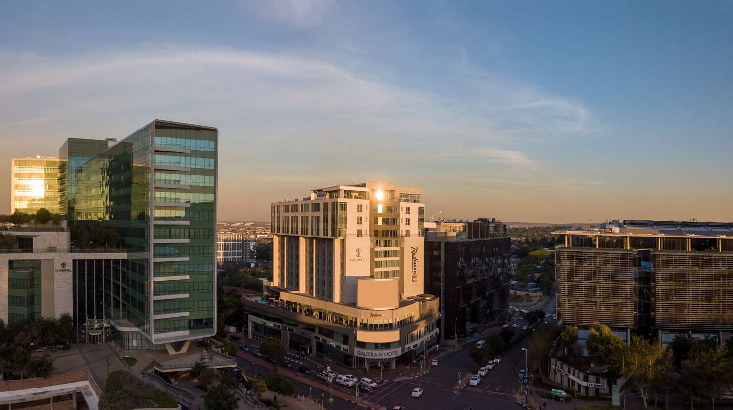 Radisson Blu Gautrain Hotel, Sandton Johannesburg 1