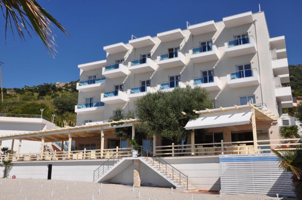 Coral Hotel & Resort 2