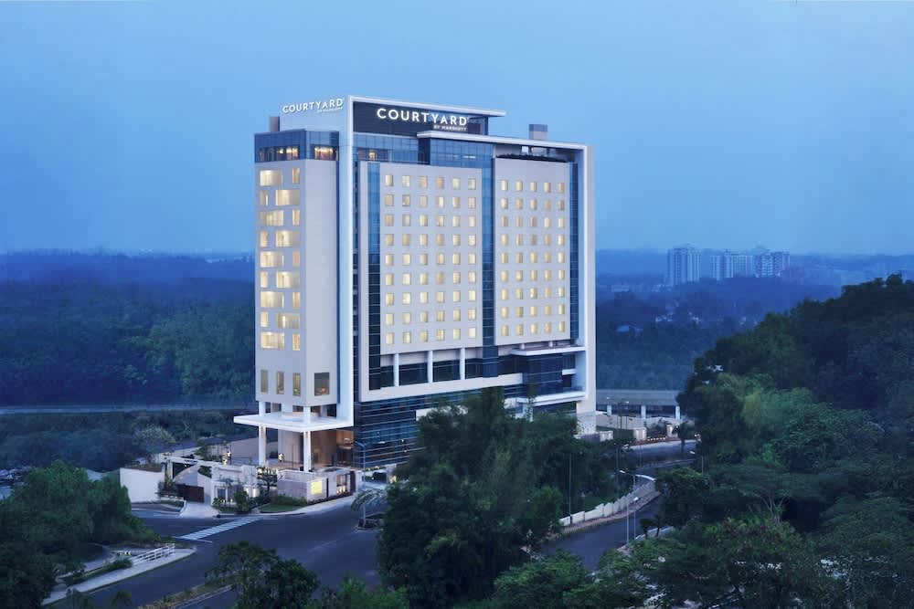 Courtyard By Marriott Kochi Infopark 1