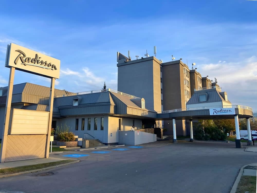 Radisson Hotel & Conference Centre Edmonton 1