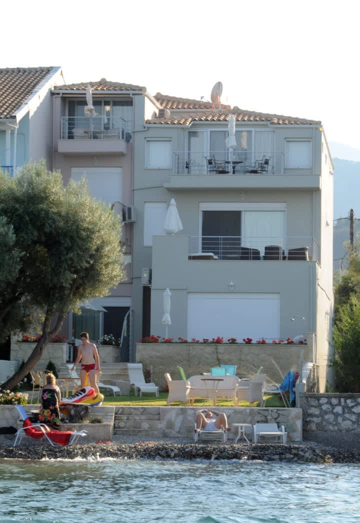 HOTEL AGNADI SUITES 1