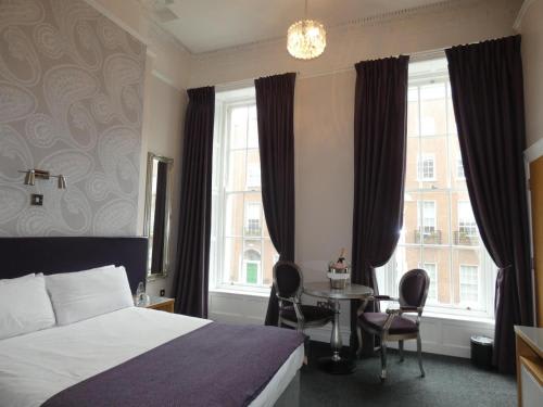 Jackson Court Hotel 1