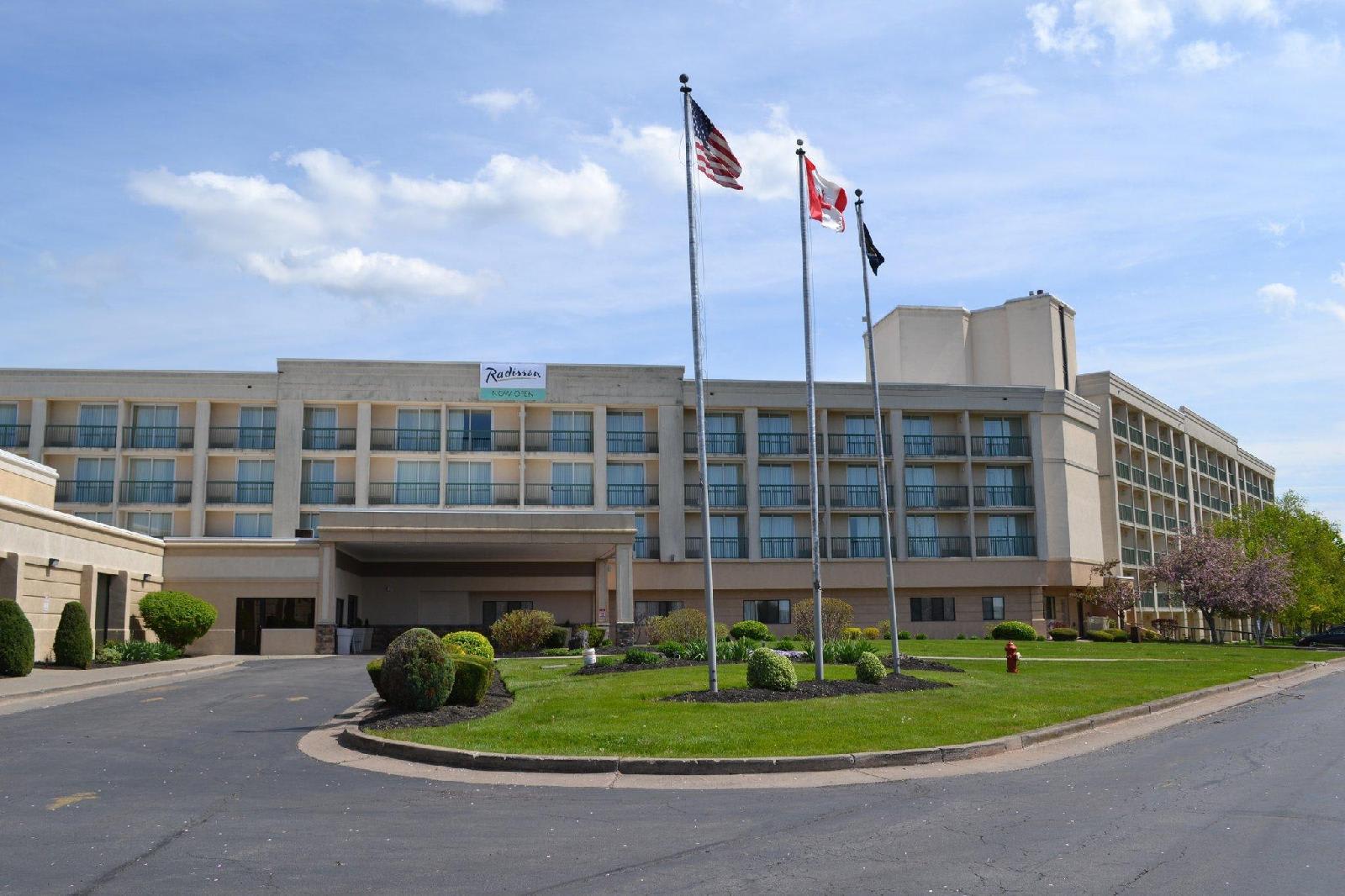Radisson Hotel Niagara Falls-Grand Island 1