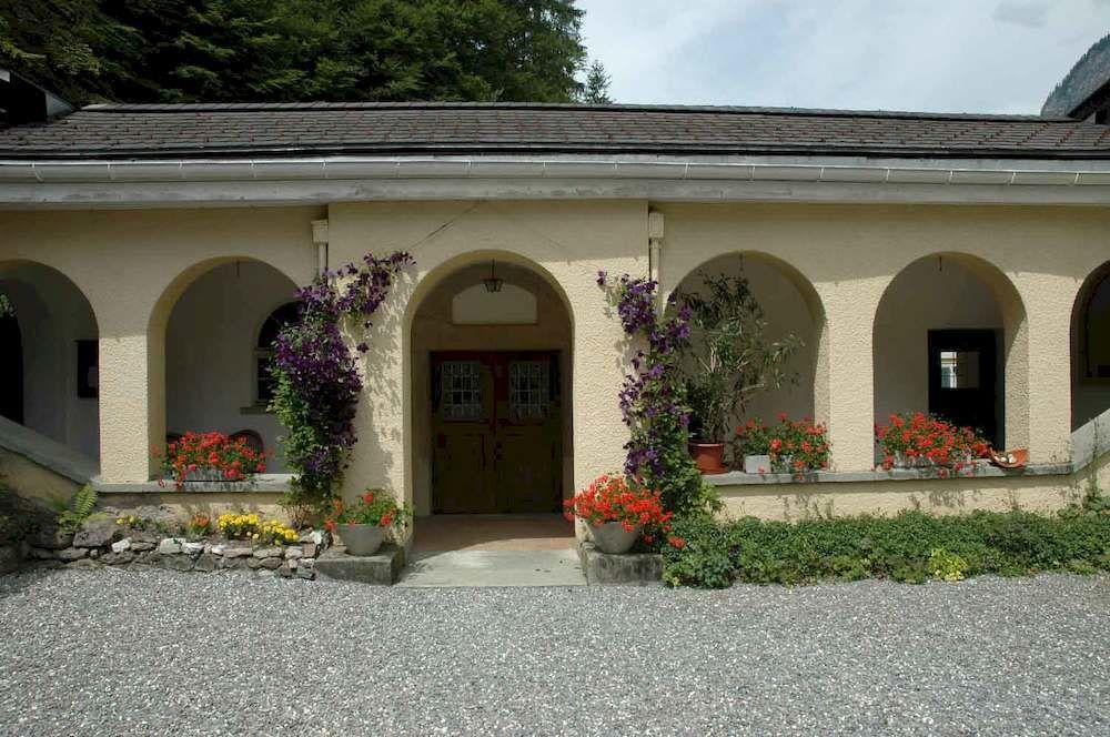 Chalet by Hotel Bad Serneus 2