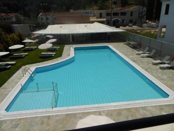 Katsaros Studios & Apartments 2