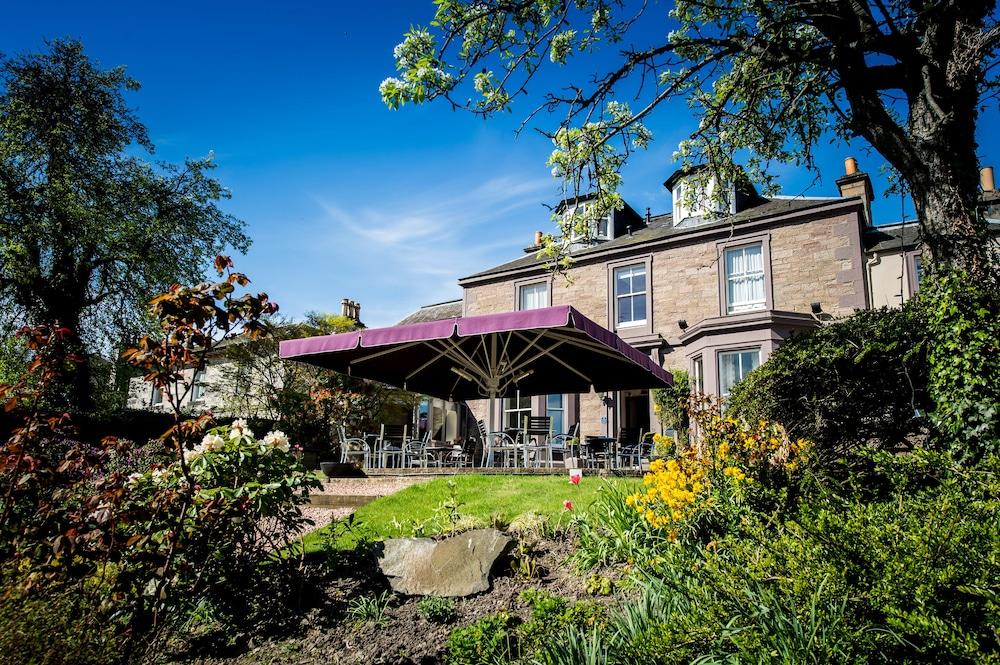 The Parklands Hotel 1