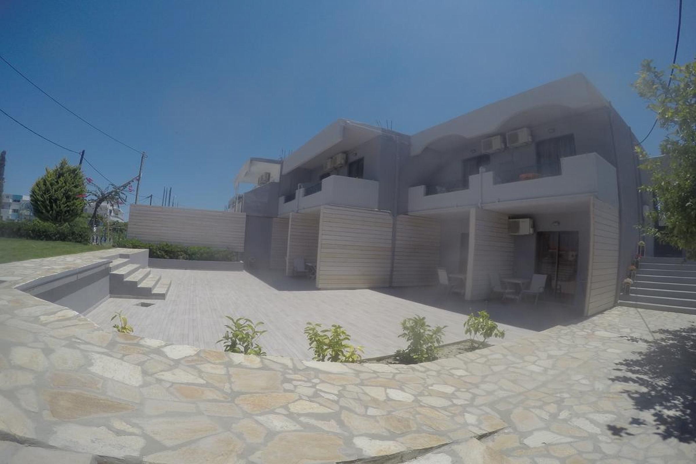 Yianna Studios 2