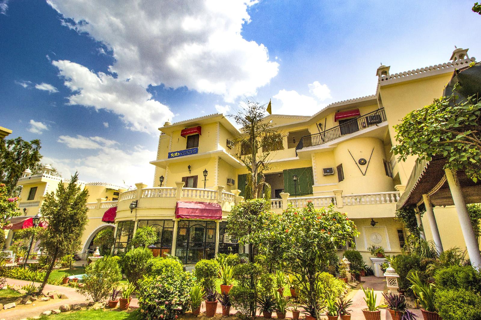 Hotel Sugan Niwas Palace 1