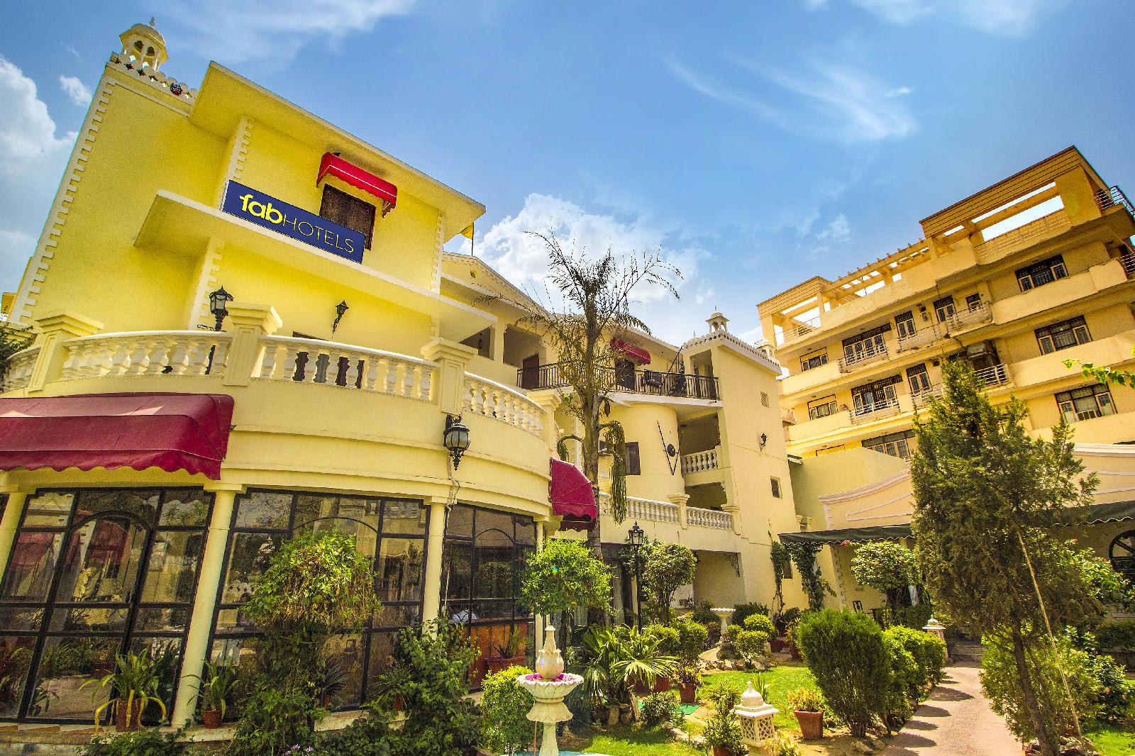 Hotel Sugan Niwas Palace 2