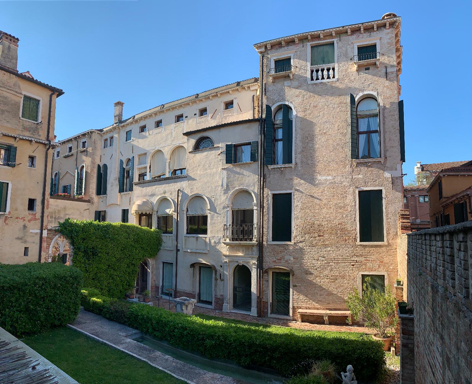 Palazzo Contarini Della Porta Di Ferro 2