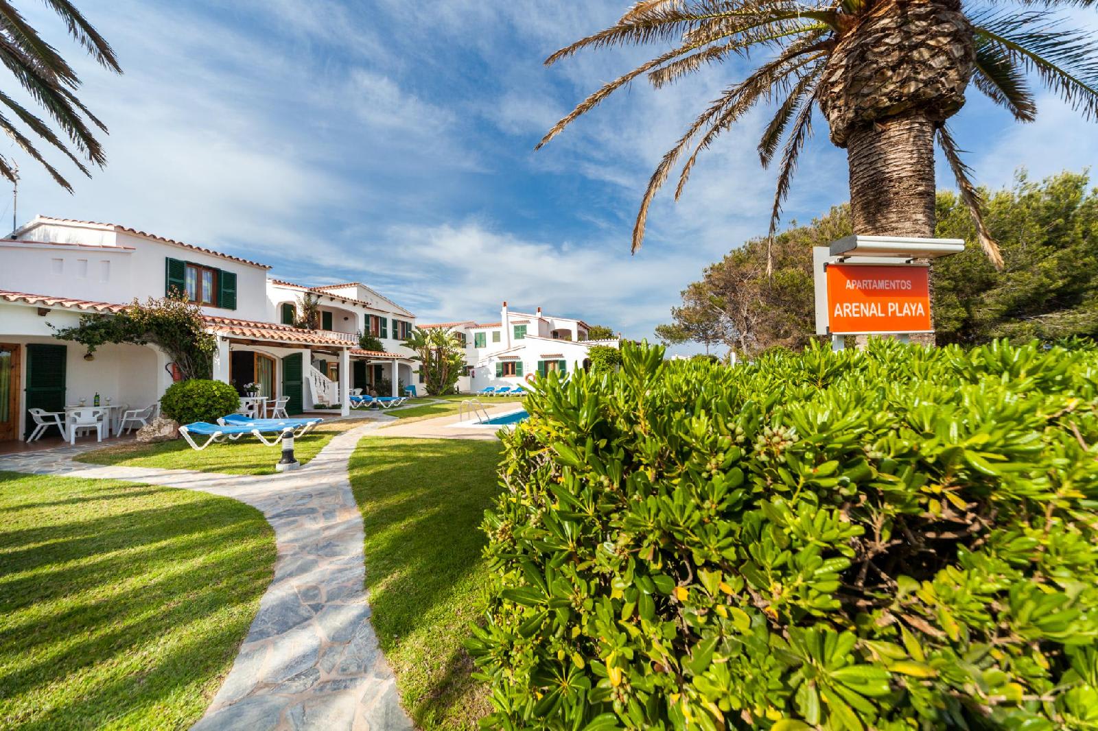 Apartamentos Arenal Playa Menorca 1