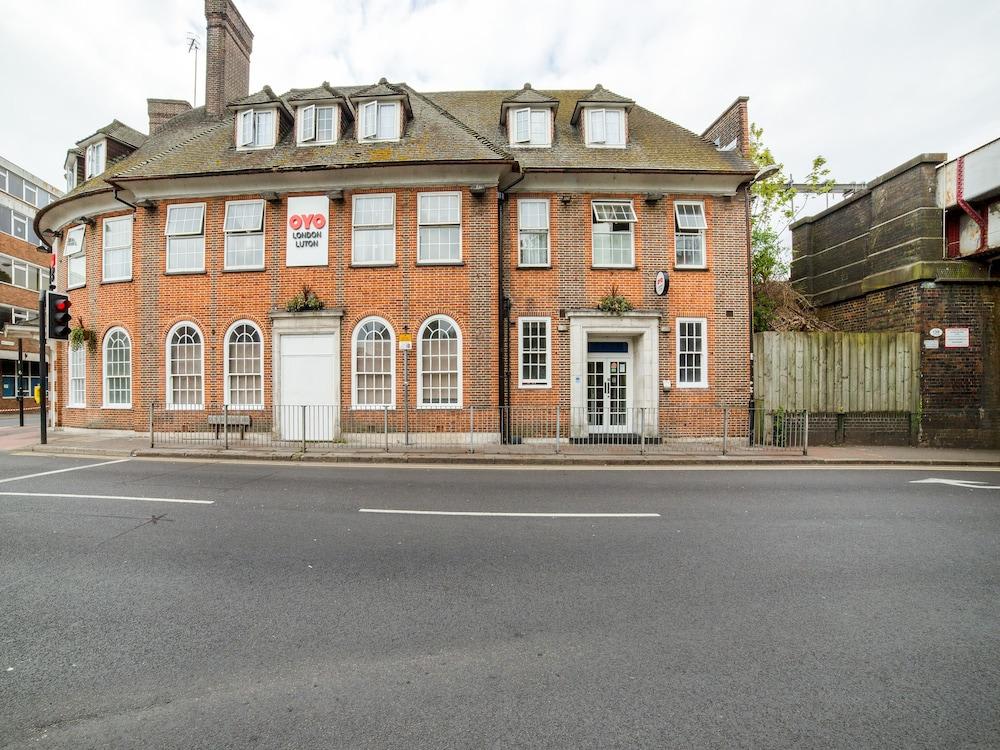 Oyo London Luton 2