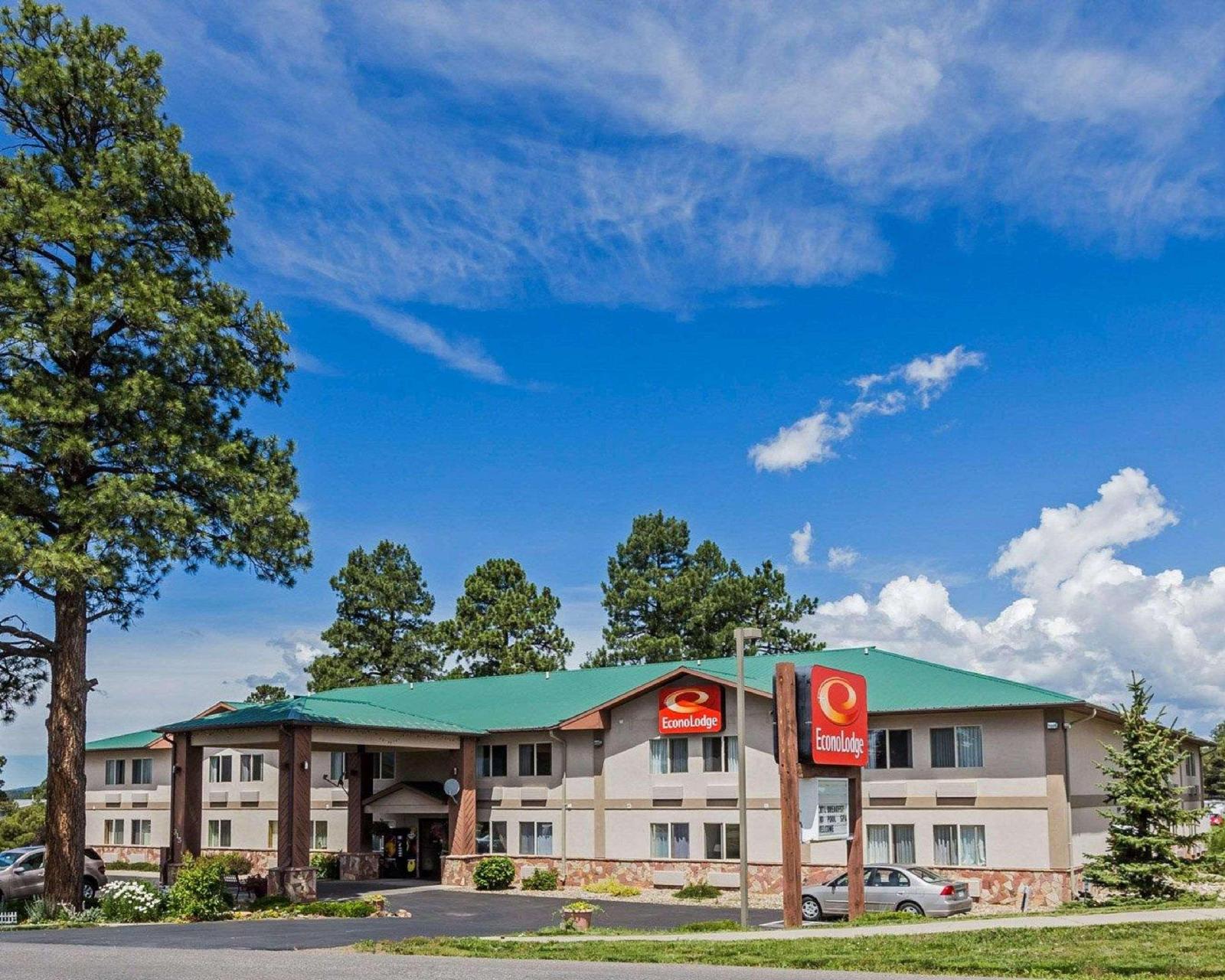 West End Lodge 2