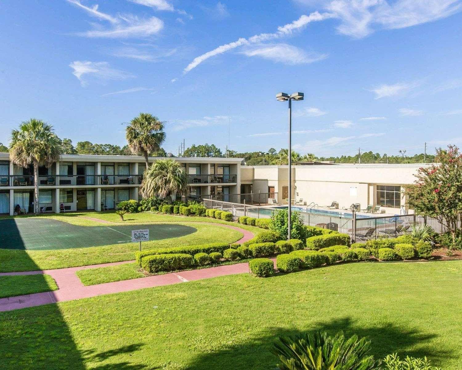 Quality Inn & Suites Waycross 1