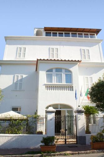Excelsior Mare Suite 2