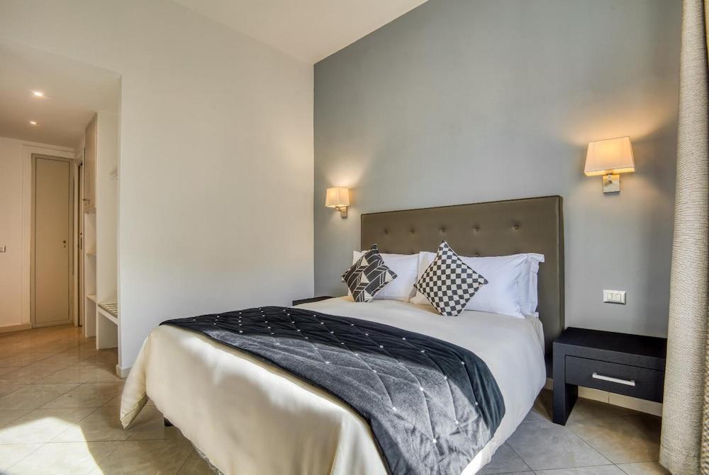 Ada Rooms 2