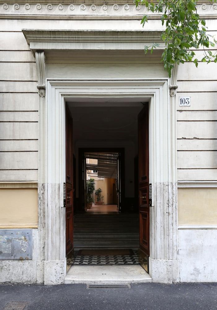 Residenza Crescenzio 2