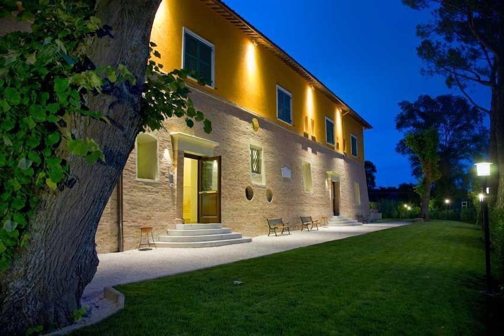 Relais Villa Fornari 2