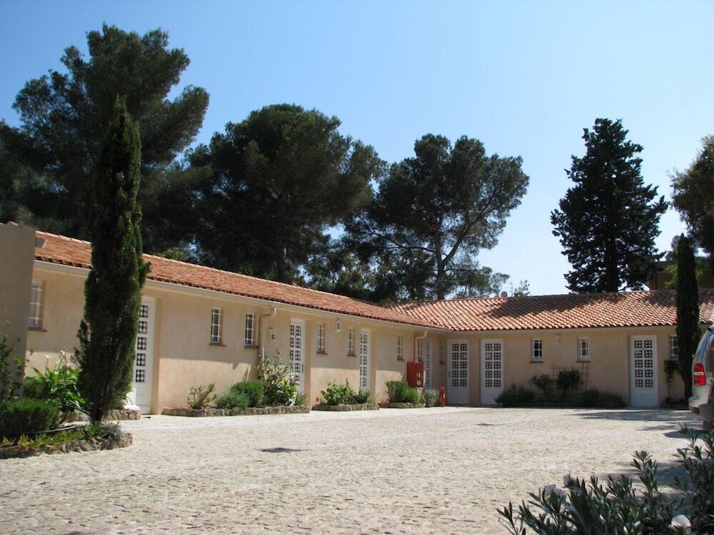 Athéna MOTEL 1
