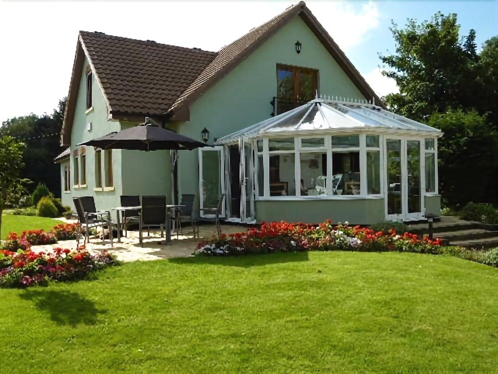Langdale Lodge at Langdale Lakes, LINCOLN LN3 5BB 1