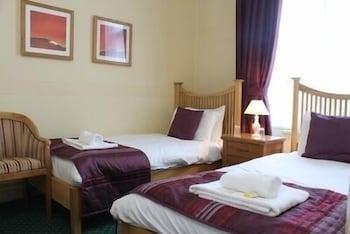 Castle Hotel 2