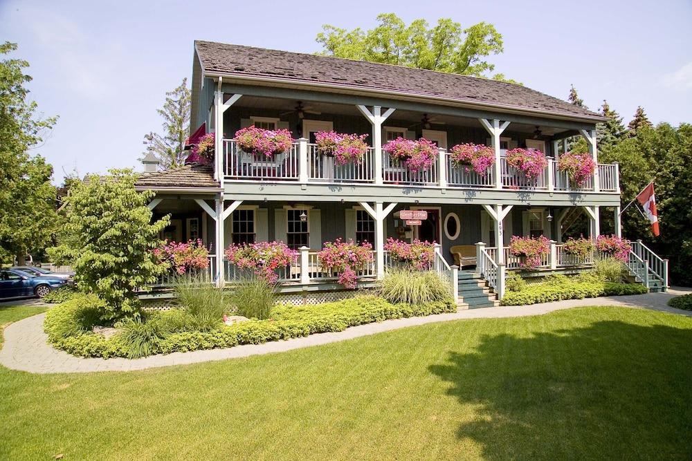WeatherPine Inn 1