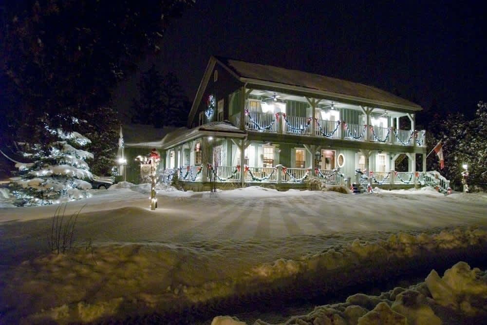 WeatherPine Inn 2