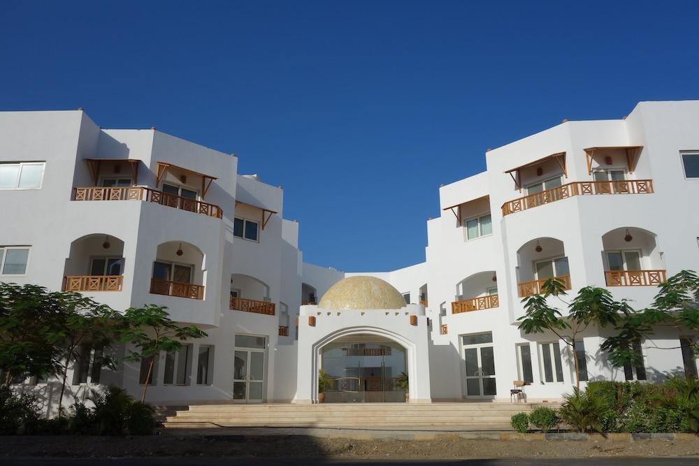 Blue Vision Diving Hotel 2