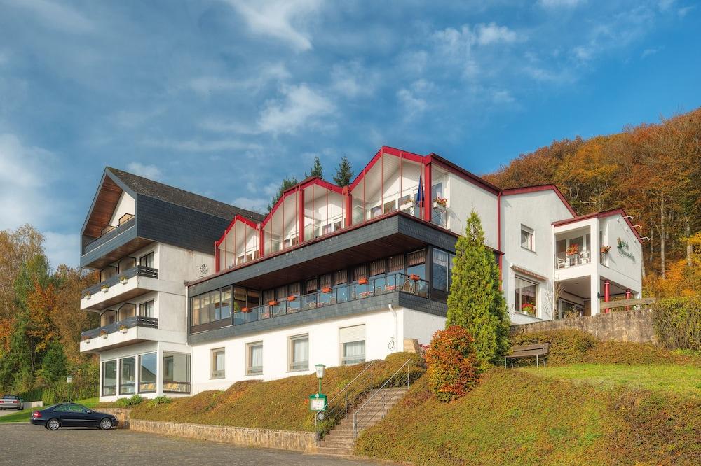 Waldhotel Sonnenberg 2