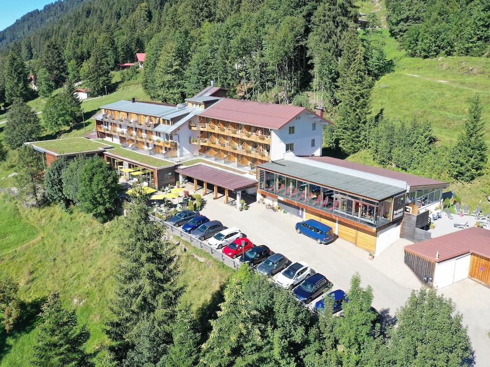 Bio-Berghotel Ifenblick 1