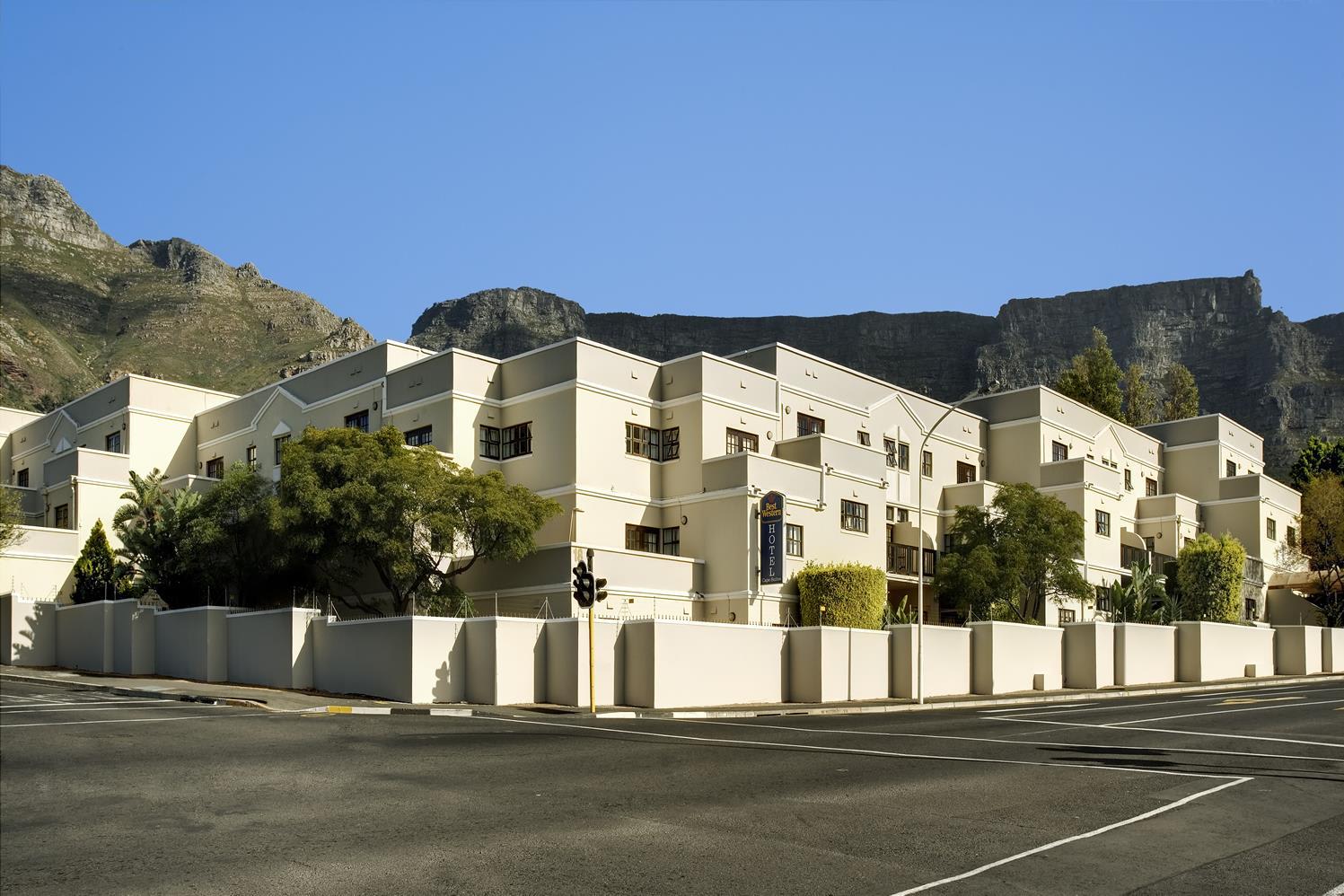 Best Western Cape Suites Hotel 1