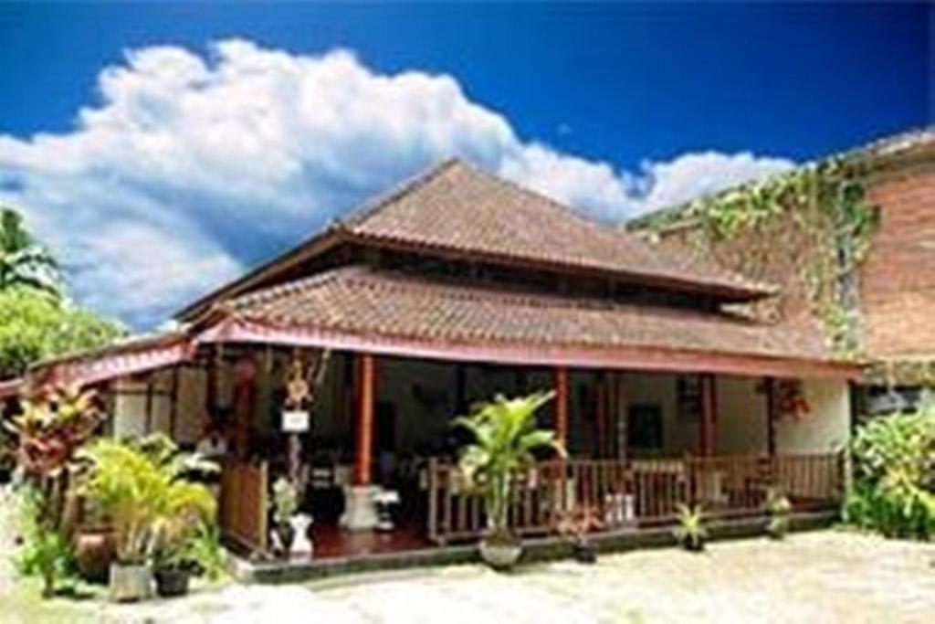 Agung Trisna Bungalows 1