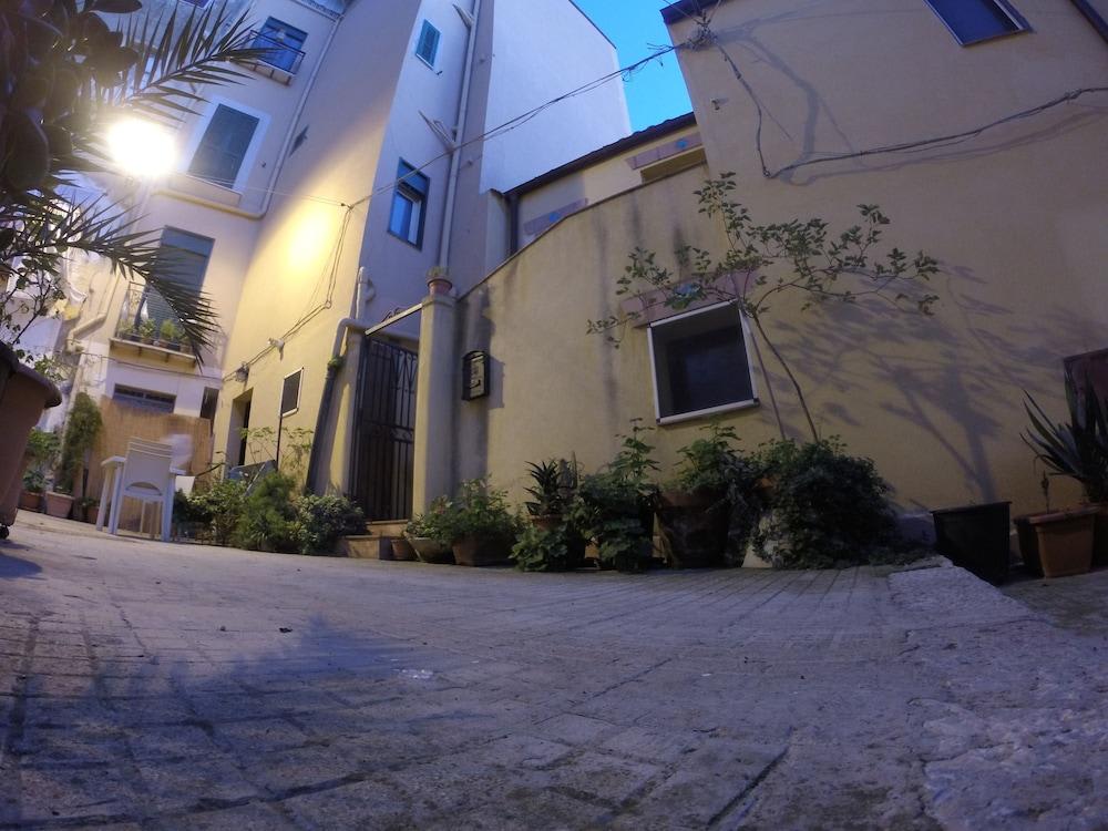 Le Scalette del centro 1