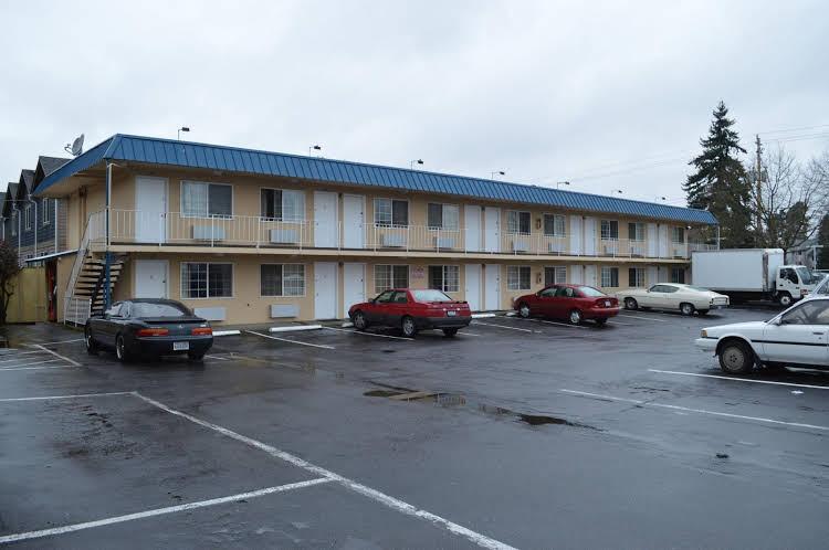 Columbus Motor Inn 1