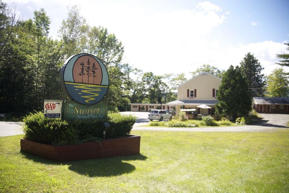 Sunset Motor Inn 2