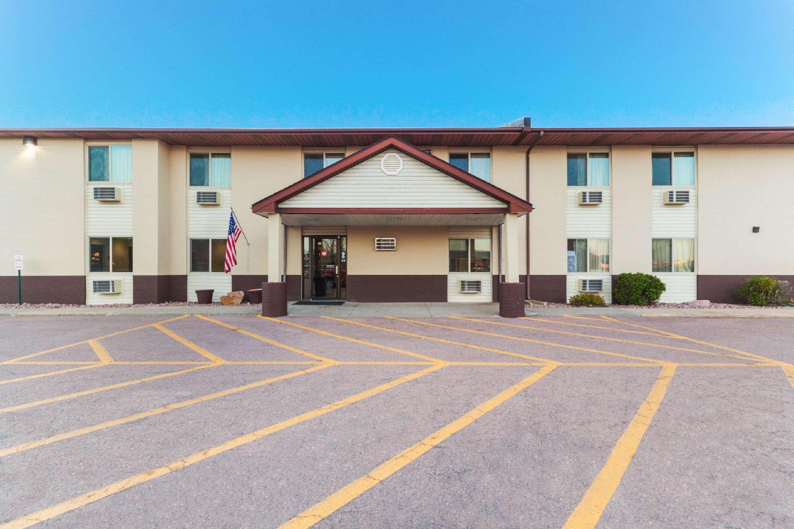 Econo Lodge Sioux Falls Empire Mall 1