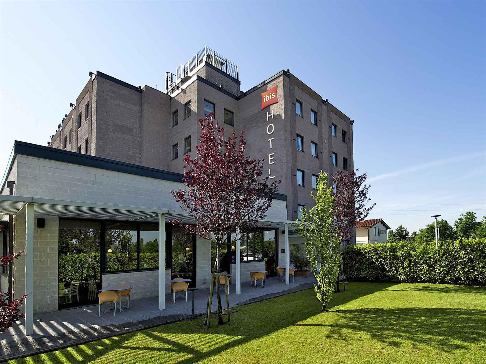 Hotel Ibis Firenze Prato Est 1
