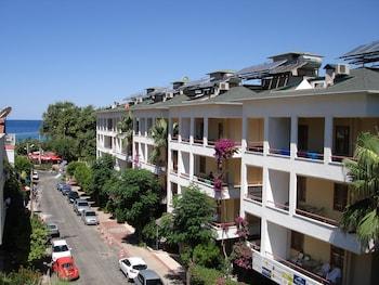 La Gaia - Adult Only 2