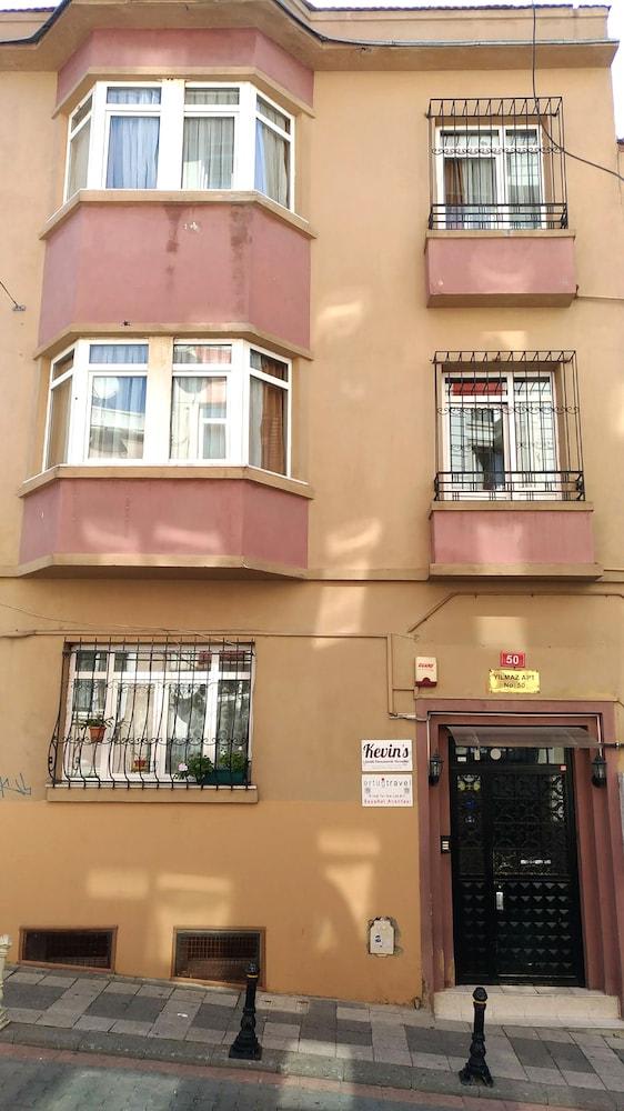 Kevin's Hostel 2