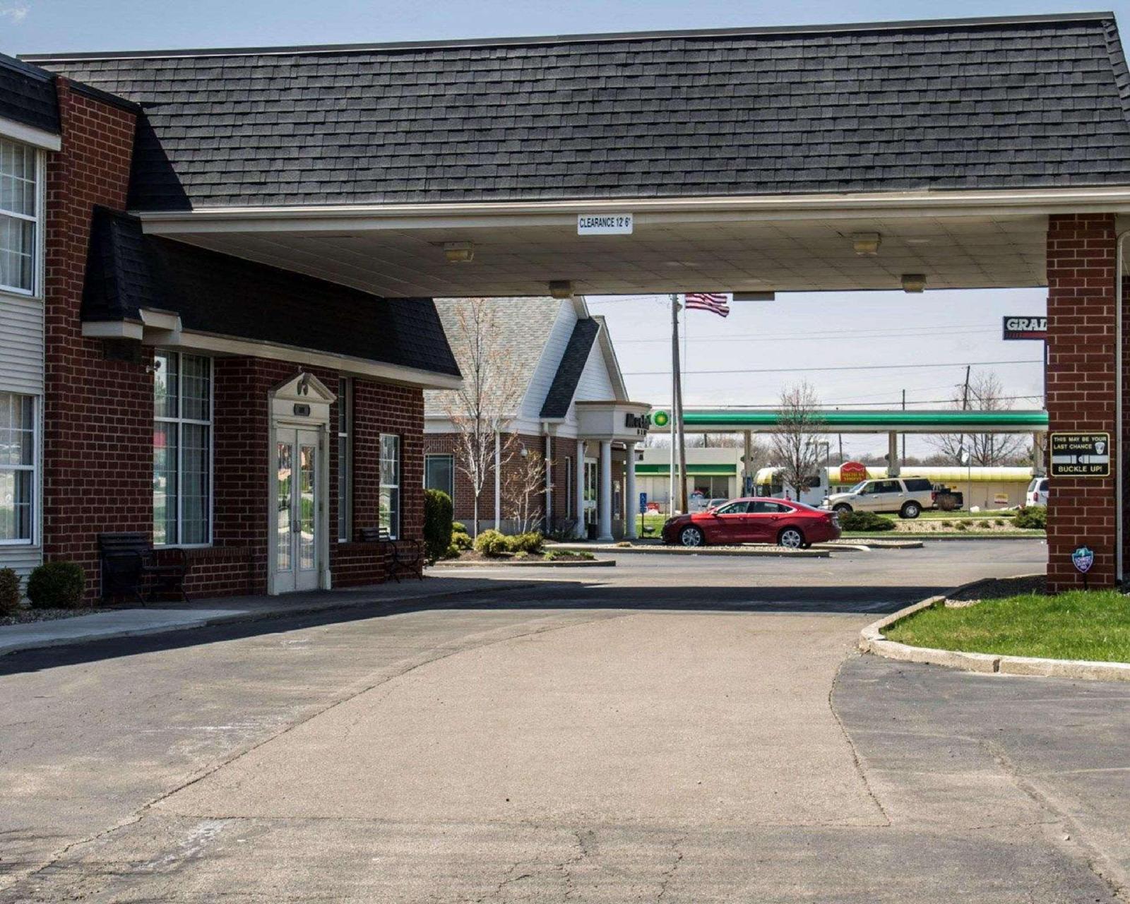Quality Inn & Suites Mansfield 1