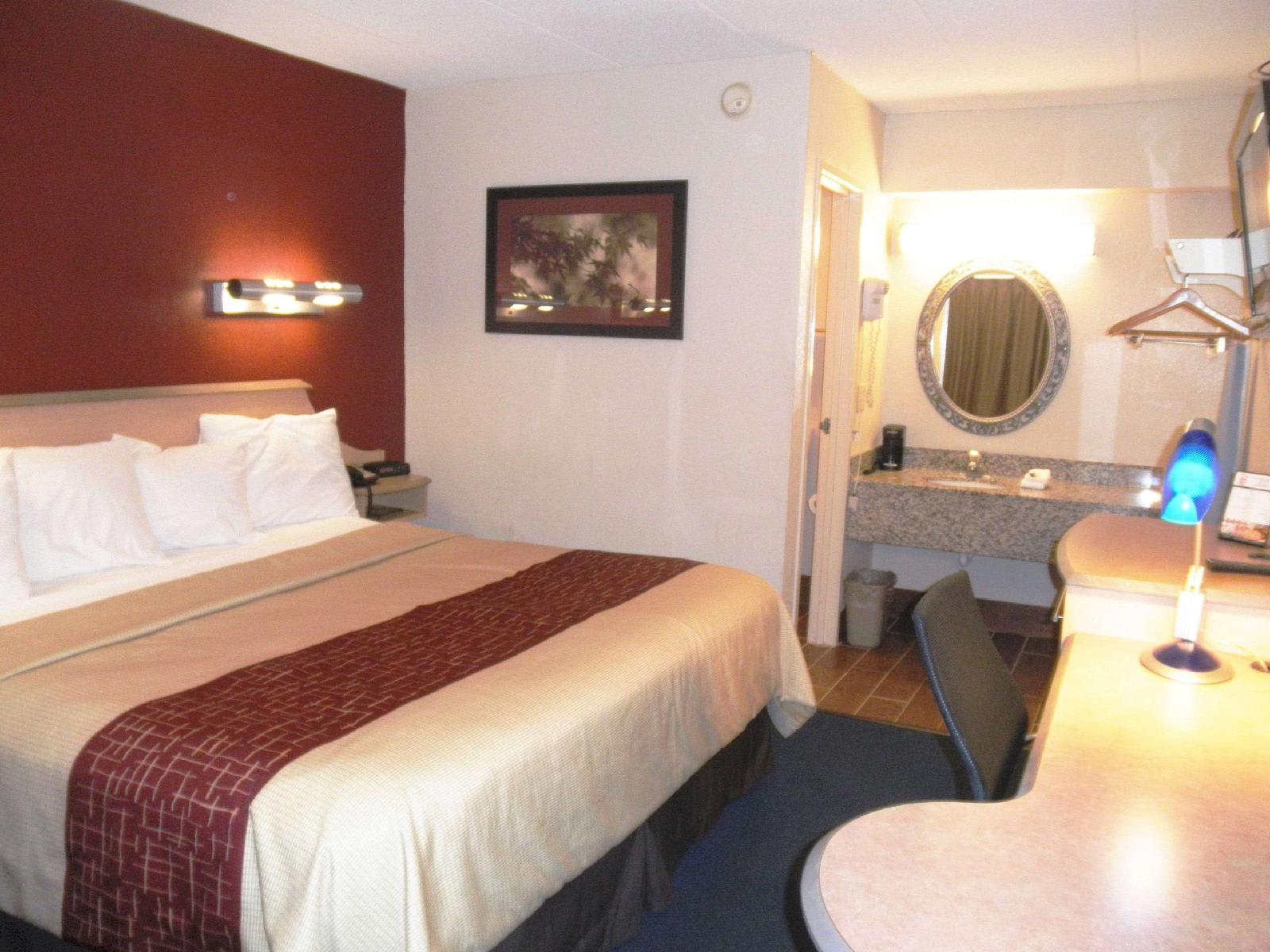 Rodeway Inn 2