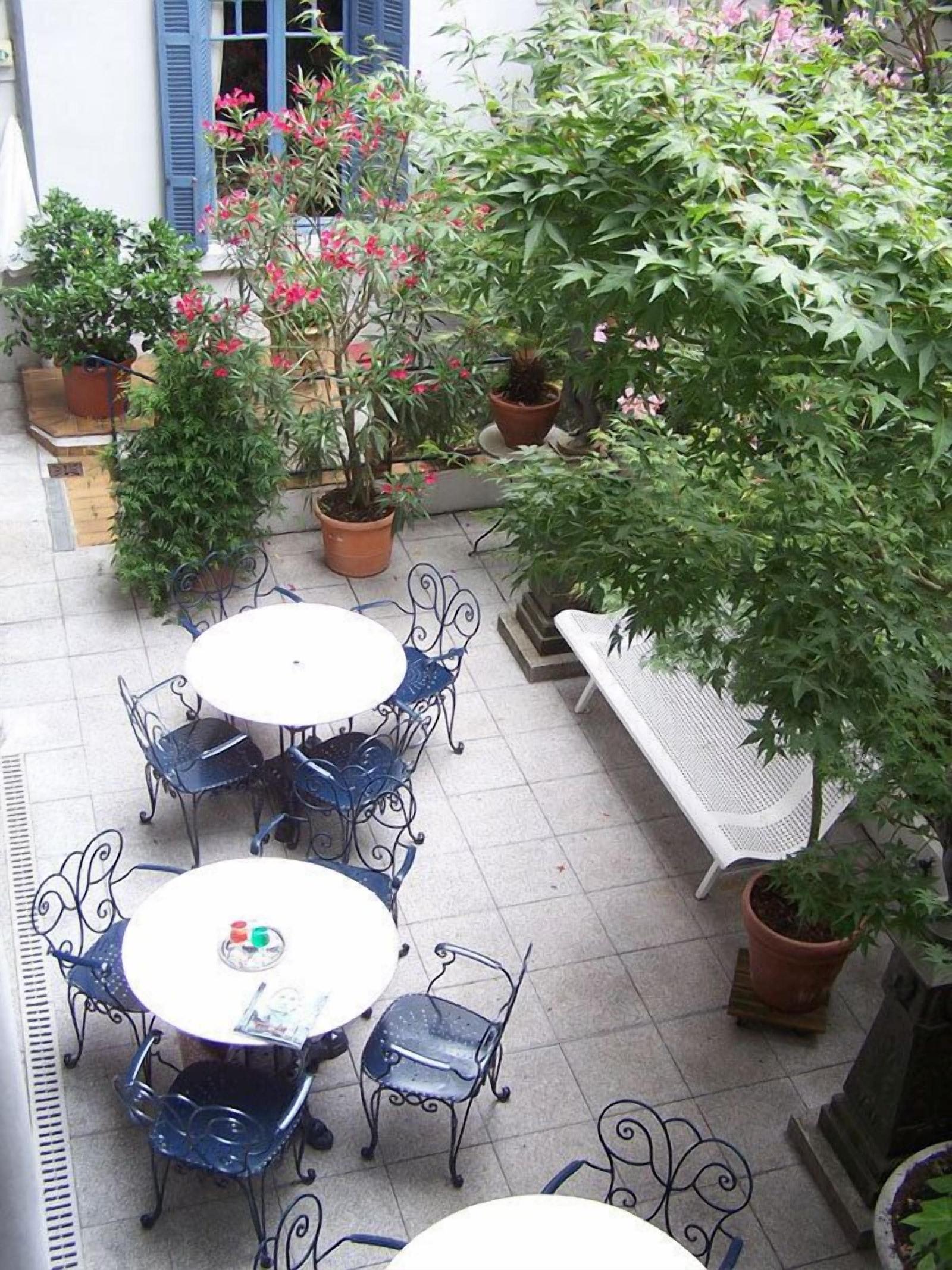 Hôtel Gloria & Avenue 2