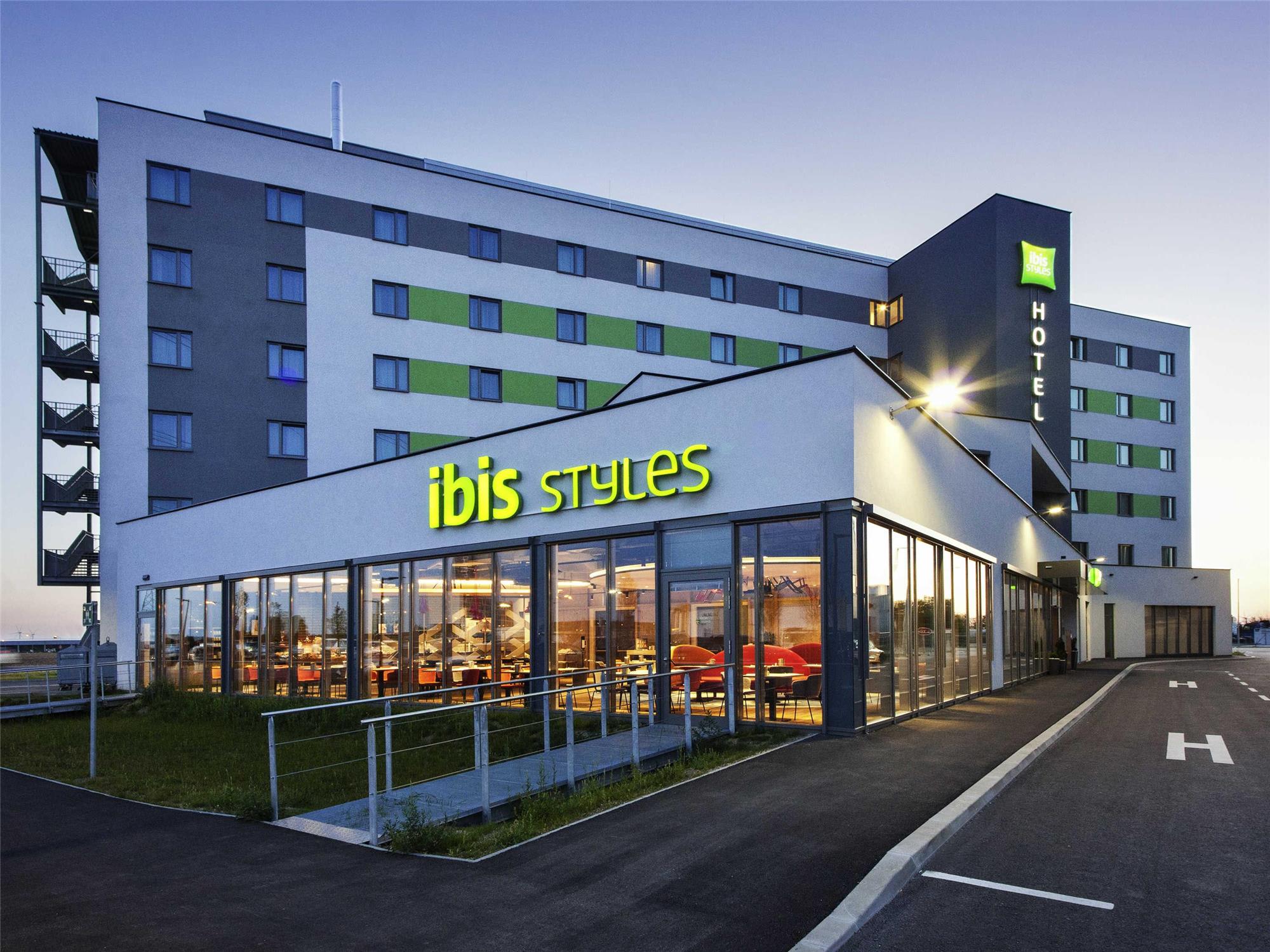 ibis Styles Parndorf Neusiedler See 2