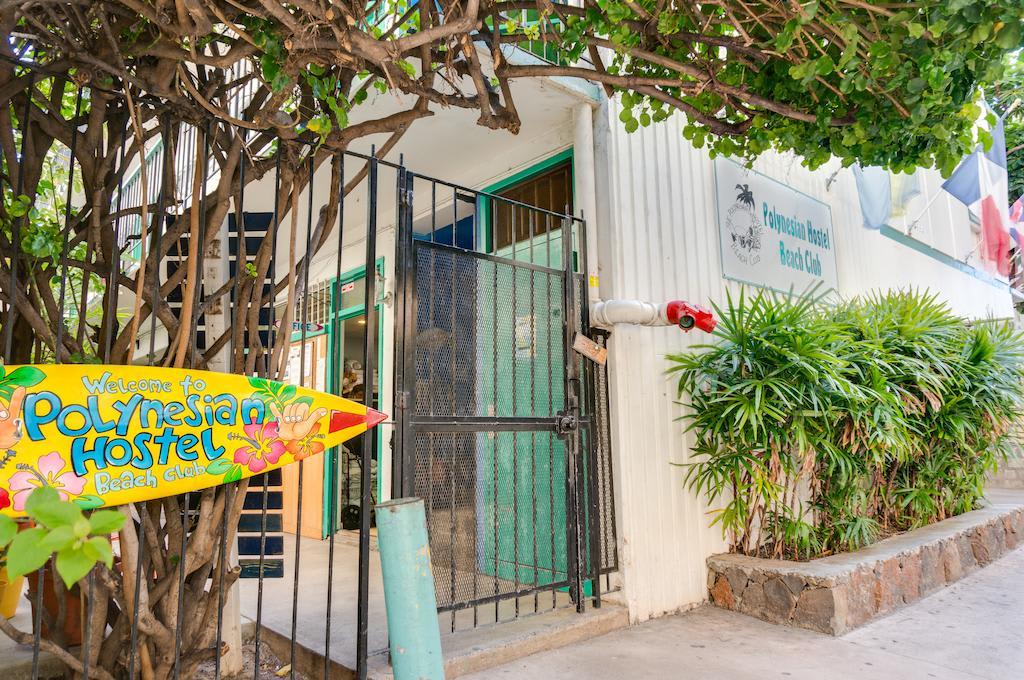 Polynesian Hostel Beach Club 2