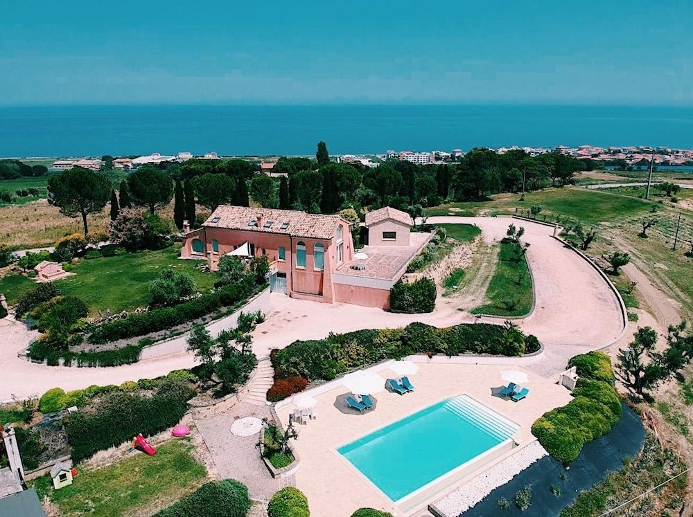Nontiscordardimé B&B Villa Agriturismo 2